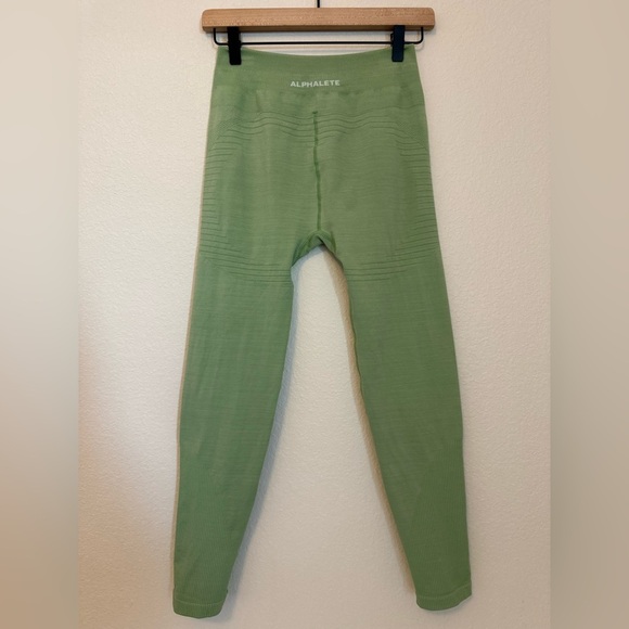 Alphalete Ozone Leggings - Picture 1 of 8